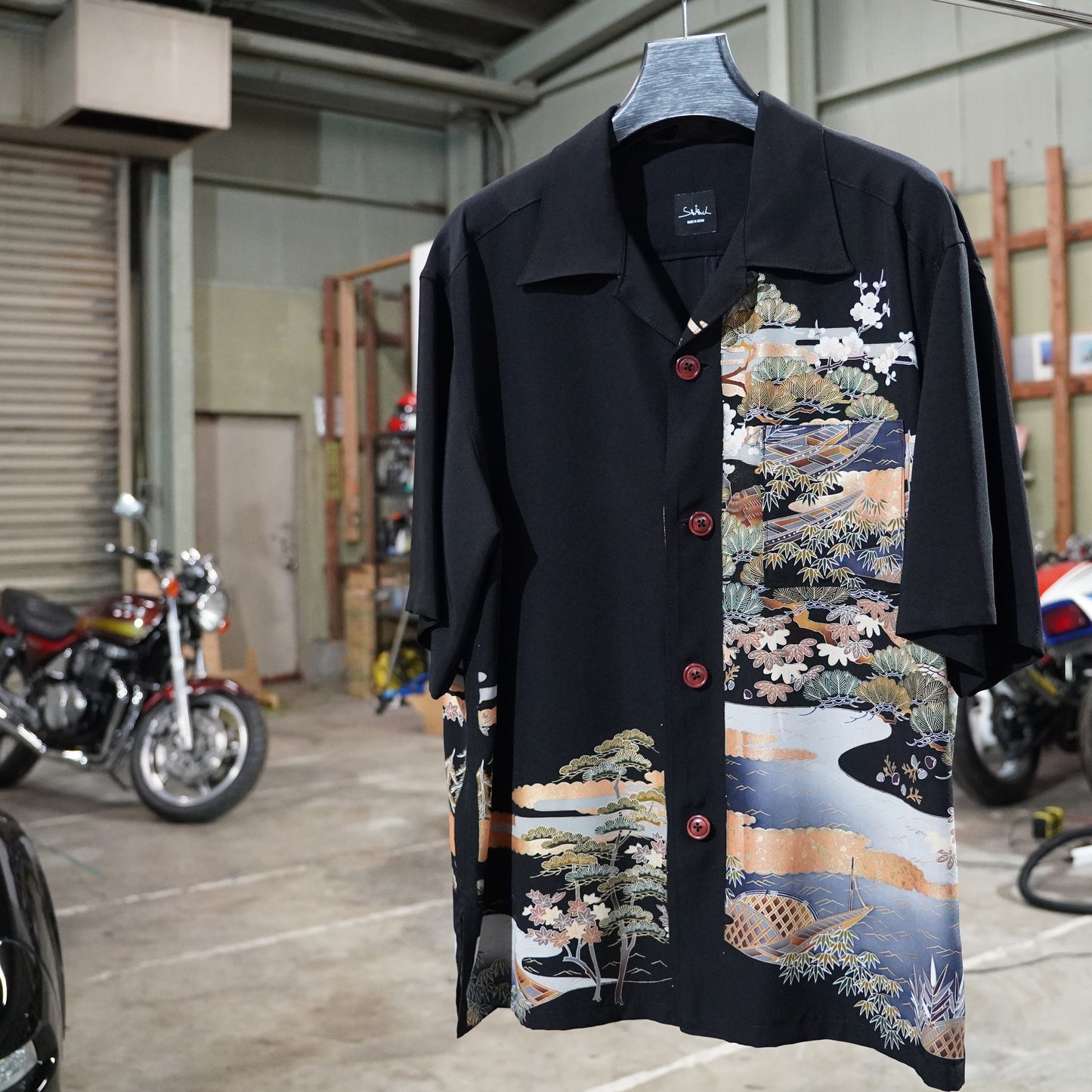 A one-of-a-kind SHIBUI Kimono Remake Aloha, made from authentic kimono.