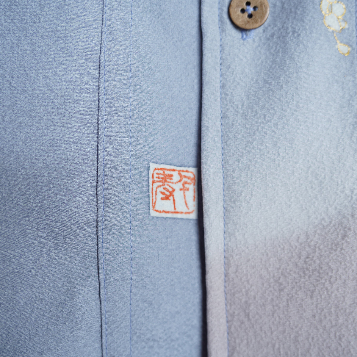 本物の着物を使用した世界で一枚の「SHIBUI KIMONO REMAKE AROHA 」