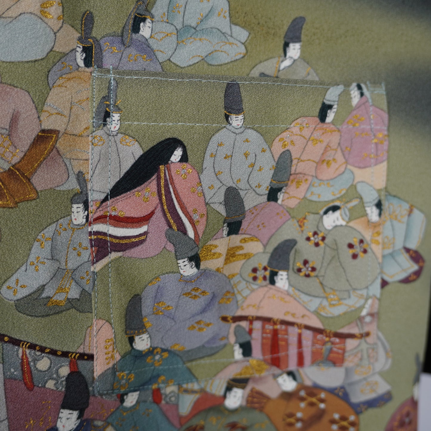 本物の着物を使用した世界で一枚の「SHIBUI KIMONO REMAKE AROHA 」