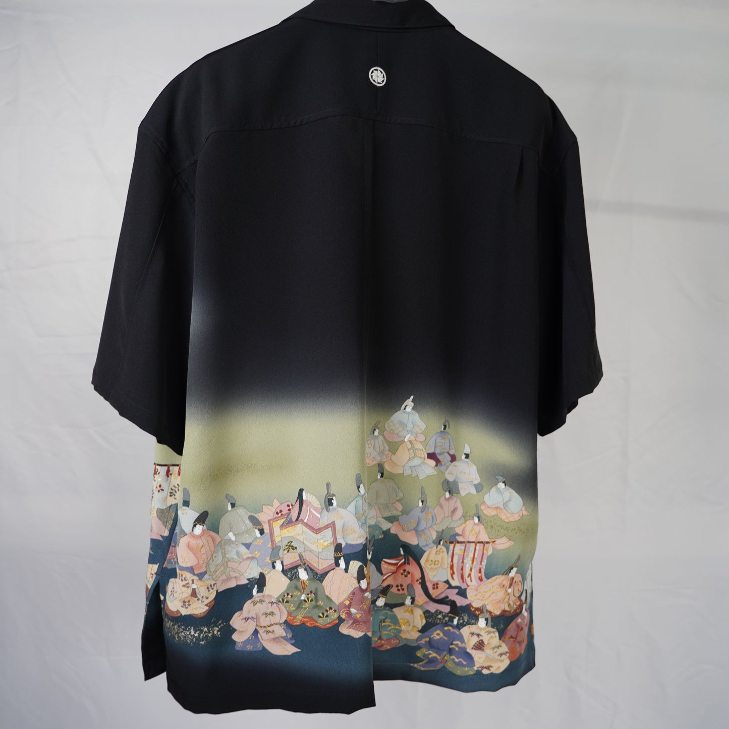 本物の着物を使用した世界で一枚の「SHIBUI KIMONO REMAKE AROHA 」