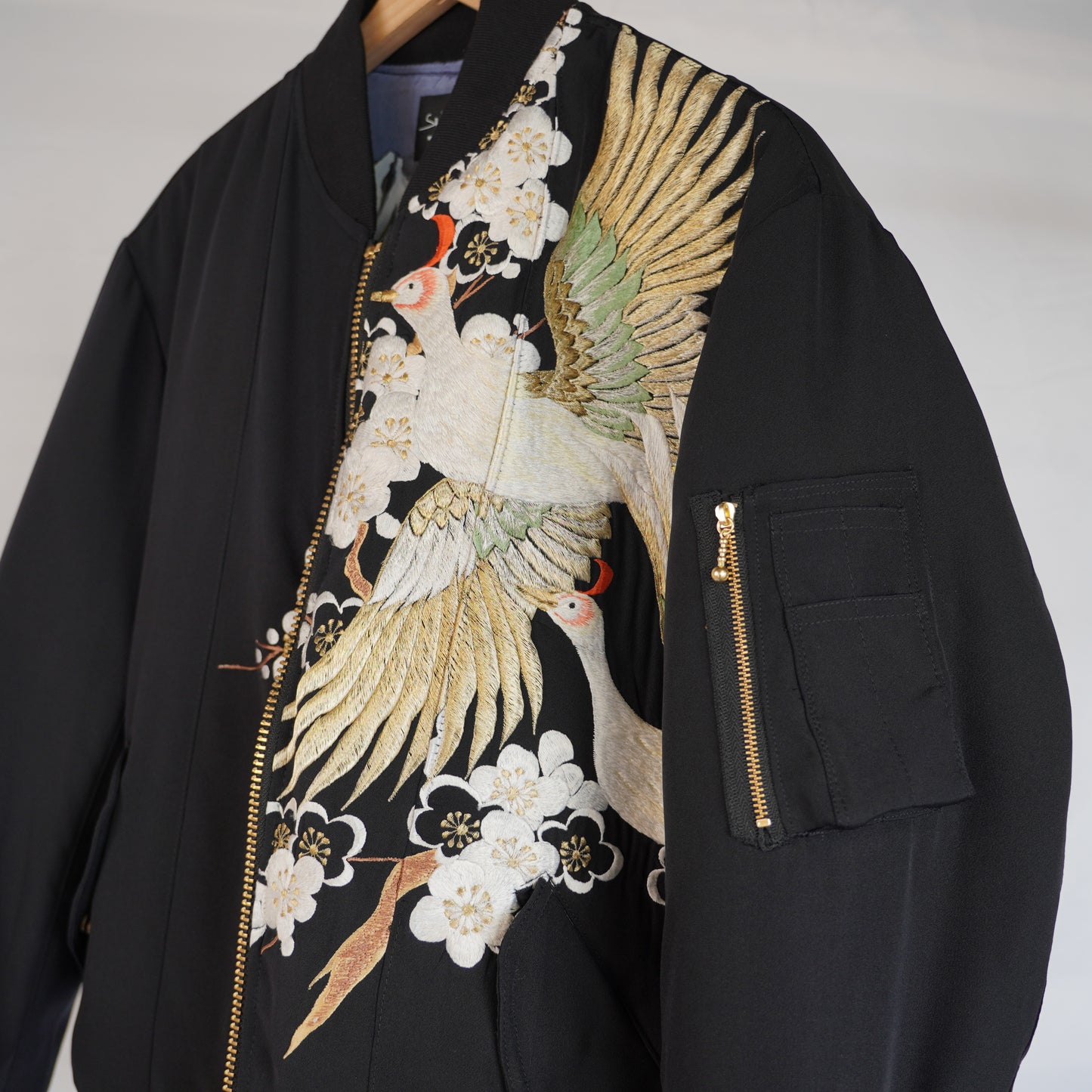 本物の着物を使用した世界で一枚の「KIMONO REMAKE MA-1」