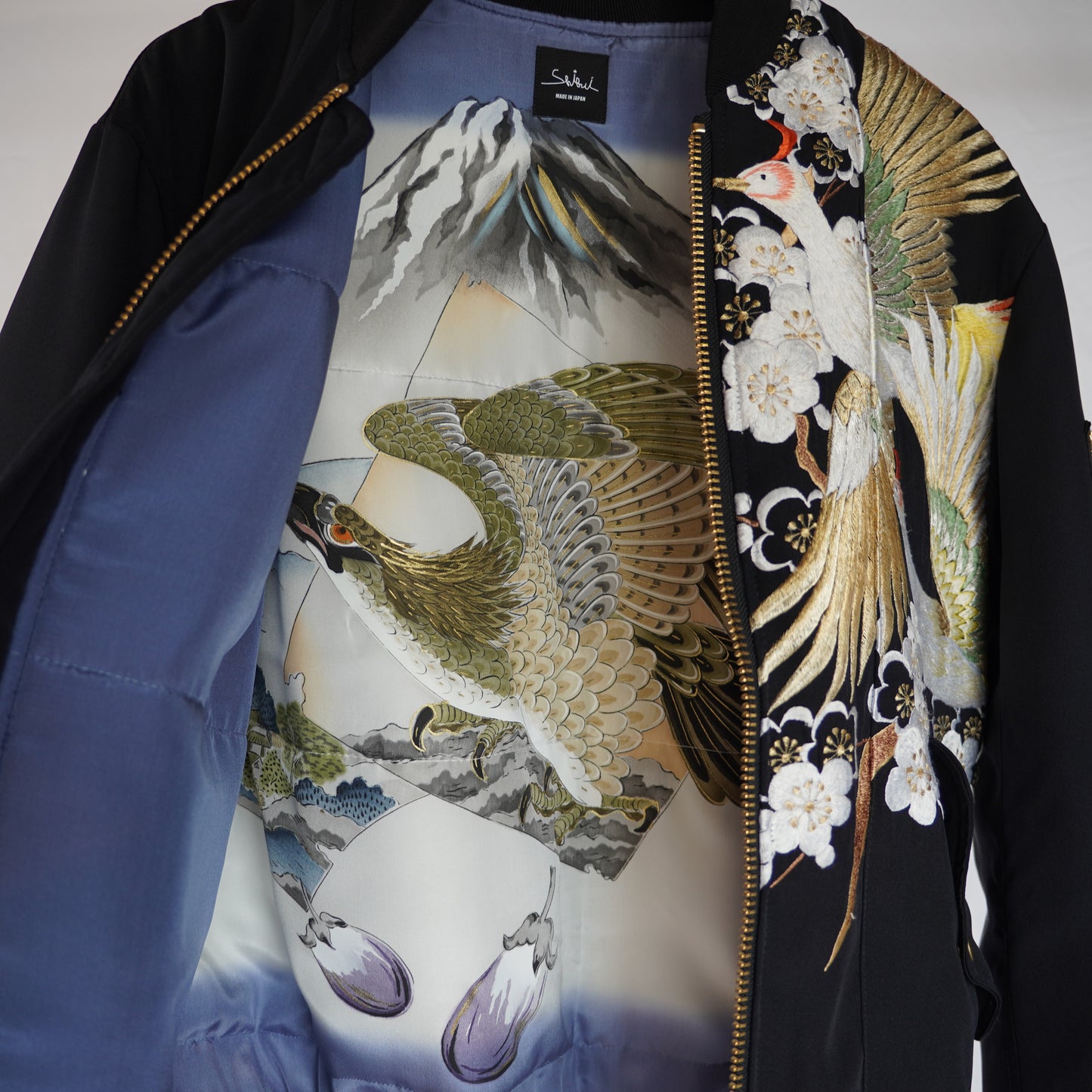 本物の着物を使用した世界で一枚の「KIMONO REMAKE MA-1」