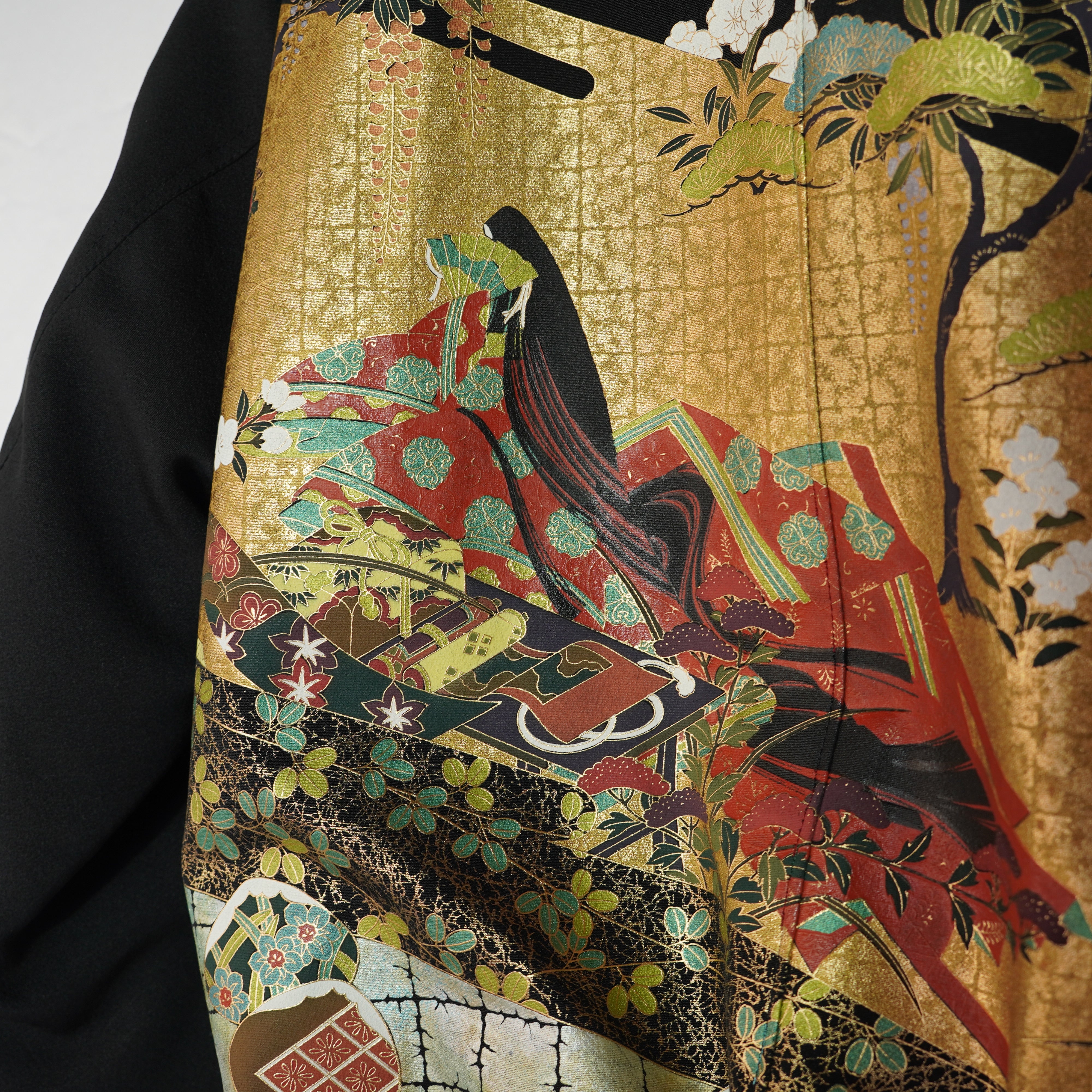 本物の着物を使用した世界で一枚の「KIMONO REMAKE MA-1」 – SHIBUI STORE