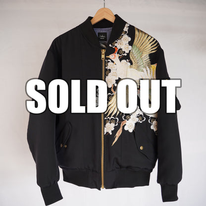 本物の着物を使用した世界で一枚の「KIMONO REMAKE MA-1」